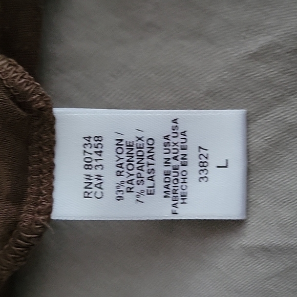 BCBG sleeveless top - Picture 4 of 4